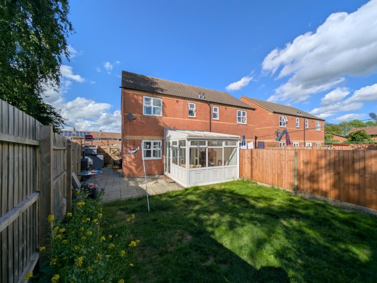 Elsie Davis Close, Grantham, Lincolnshire