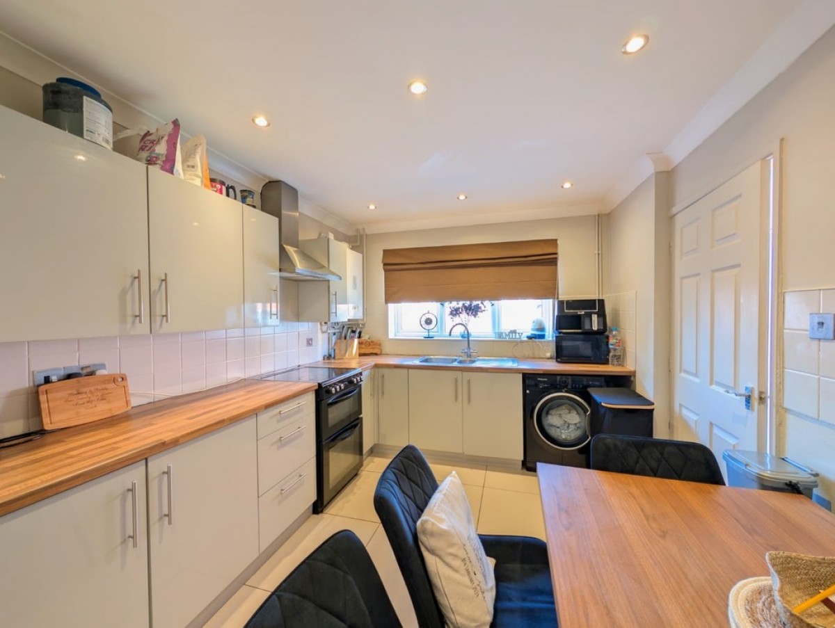 Elsie Davis Close, Grantham, Lincolnshire