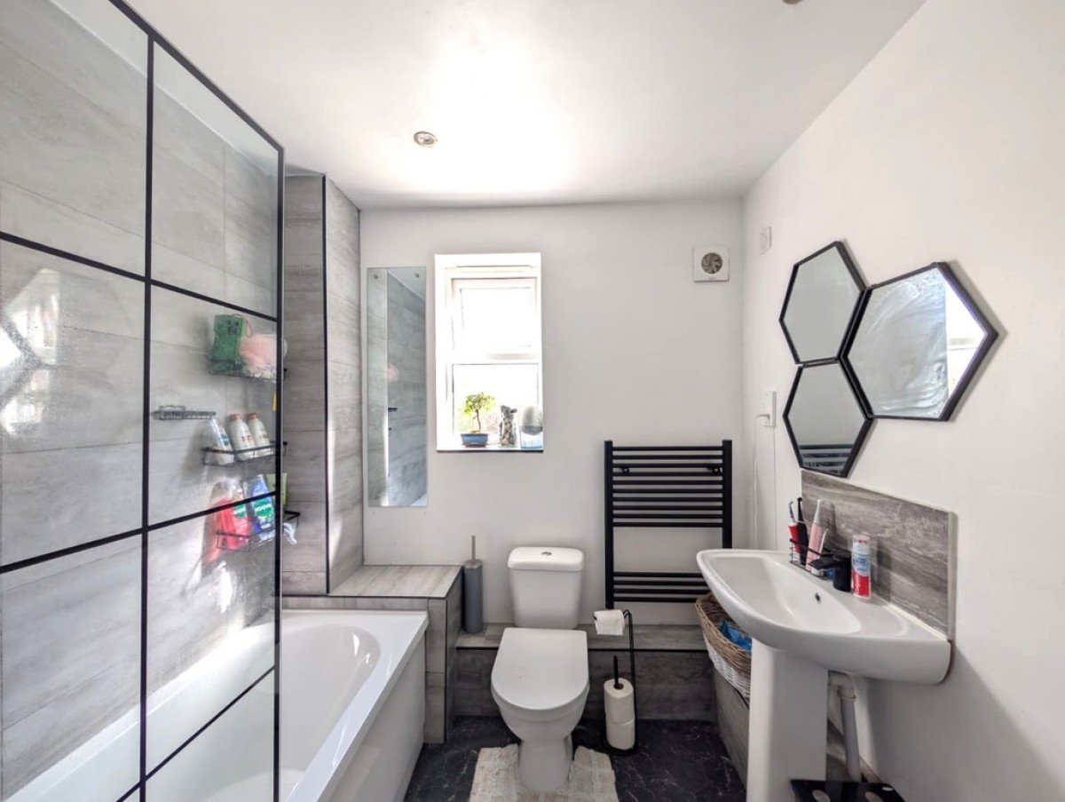 Elsie Davis Close, Grantham, Lincolnshire