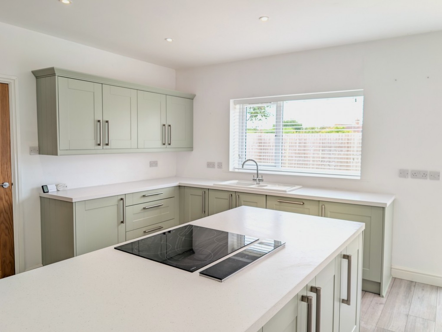 4 bedroom Bungalow for Sale Church Street, Long Bennington