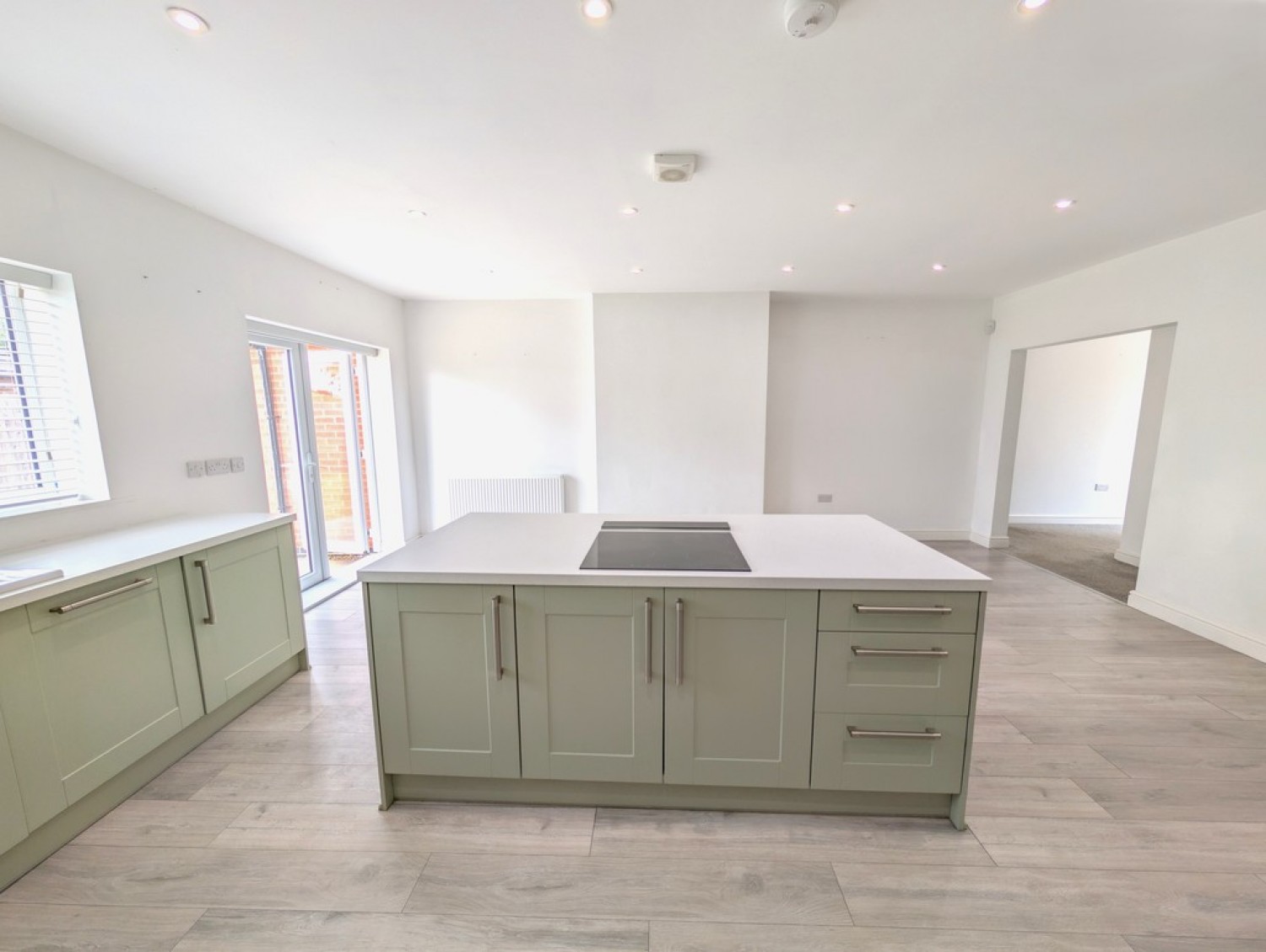 4 bedroom Bungalow for Sale Church Street, Long Bennington