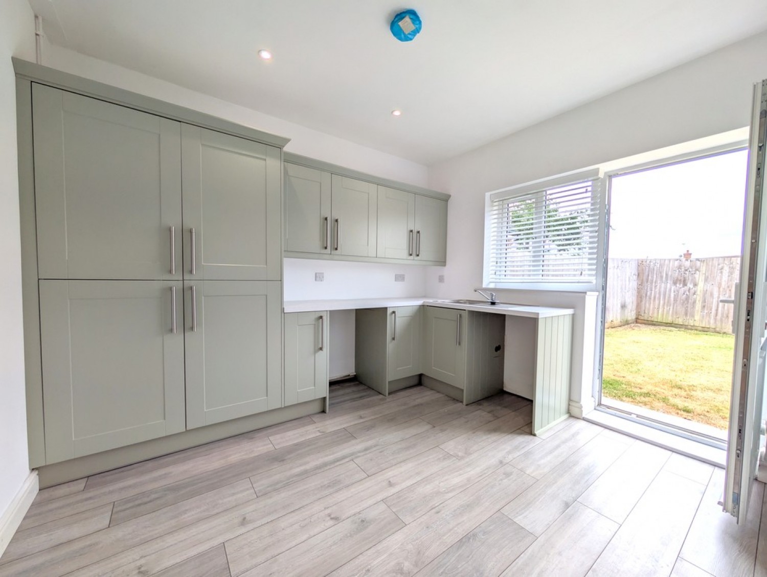 4 bedroom Bungalow for Sale Church Street, Long Bennington