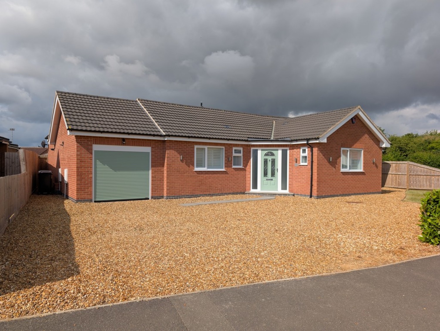 4 bedroom Bungalow for Sale Church Street, Long Bennington