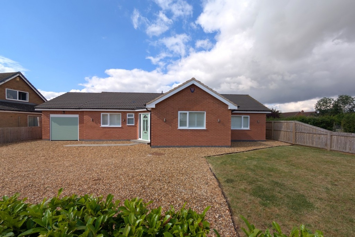 4 bedroom Bungalow for Sale Church Street, Long Bennington