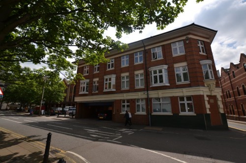 Minster Court, Lower Brown Street