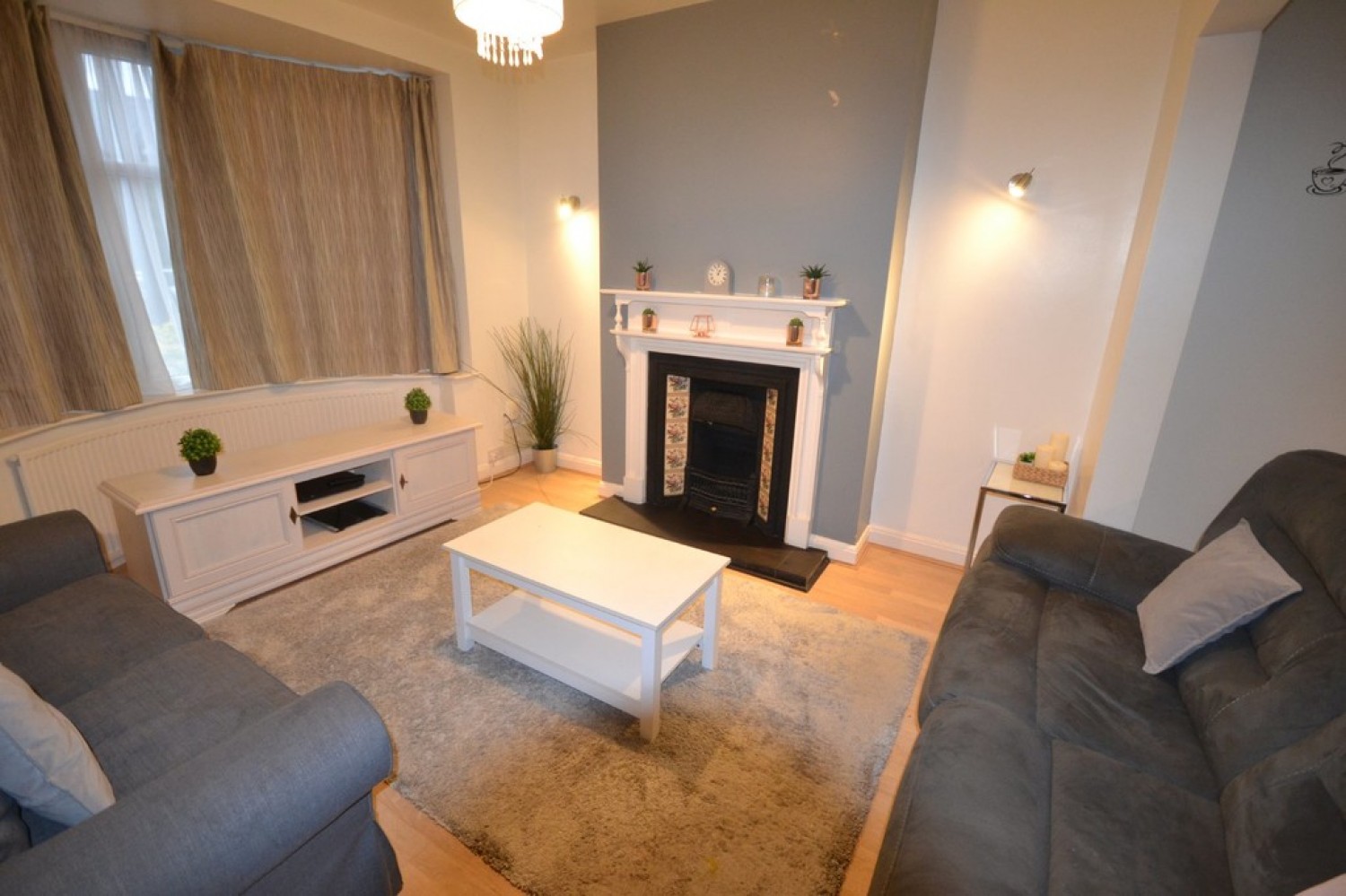 3 bedroom House in Lindsay Road, Rowley Fields, Leicester