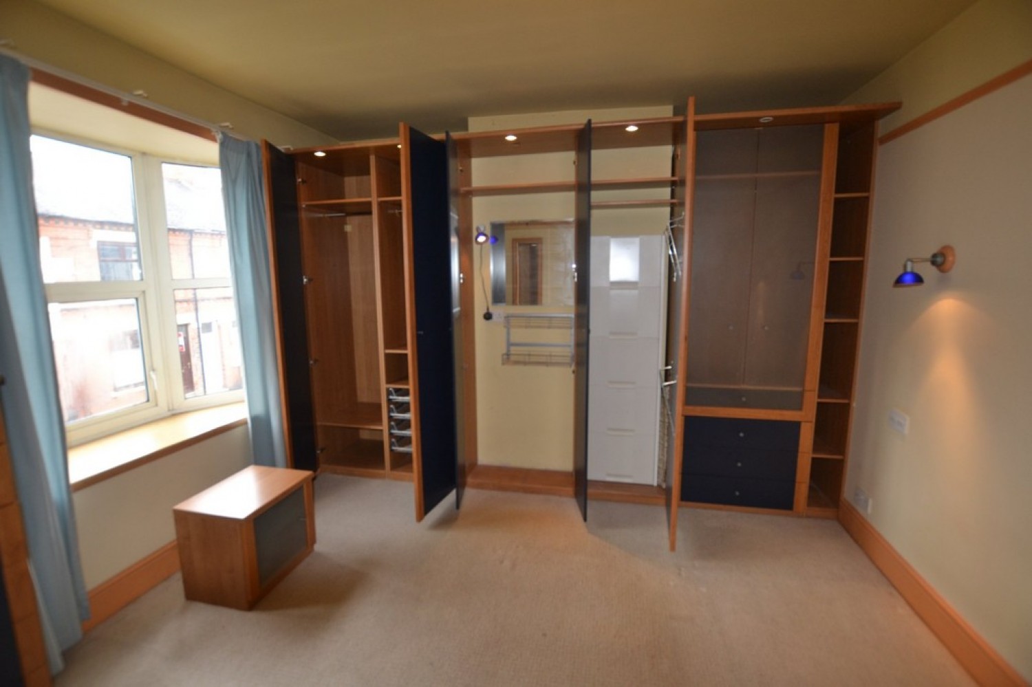 3 bedroom House in Raymond Rd, Leicester