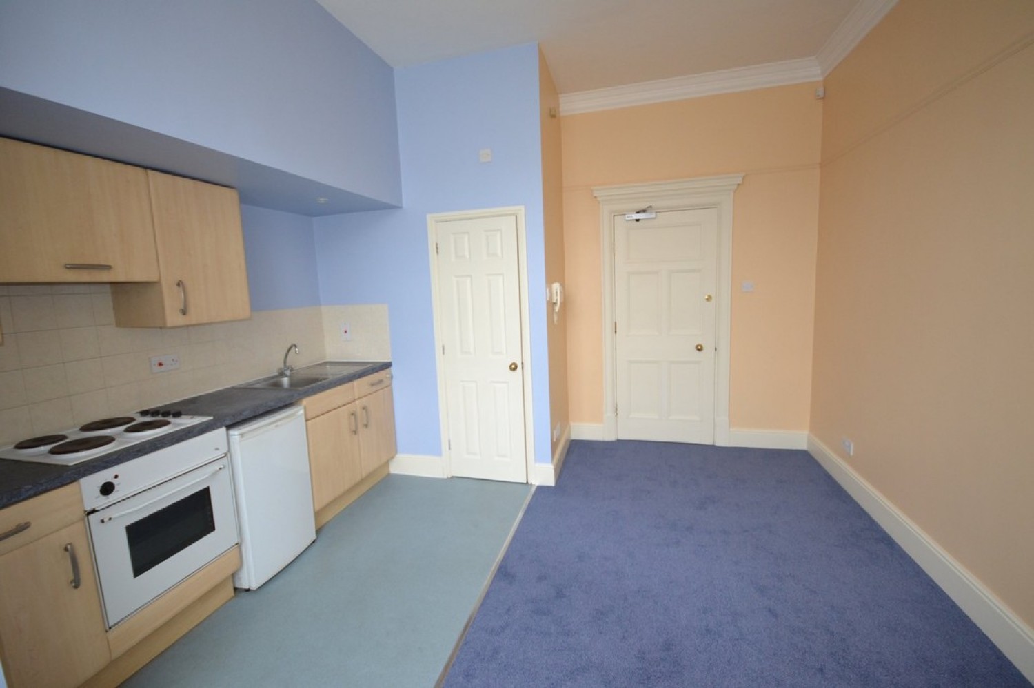 0 bedroom Flat for Letting Fosse Road South, Leicester