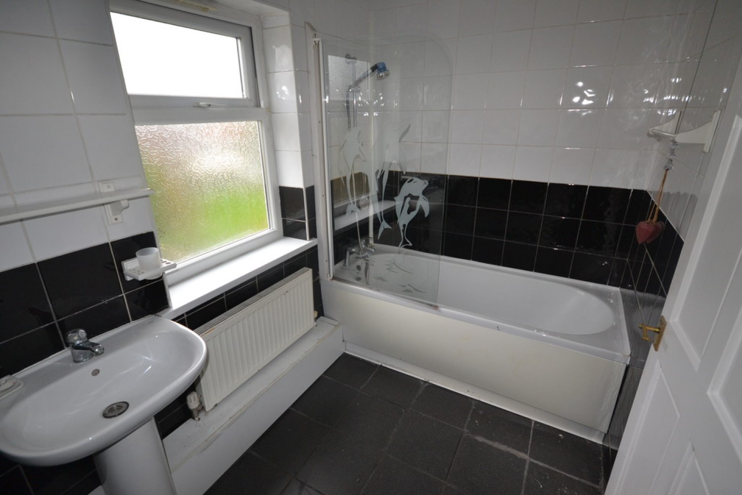 Dumbleton Avenue, Rowley Fields