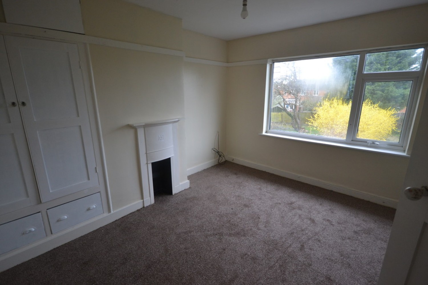 Dumbleton Avenue, Rowley Fields