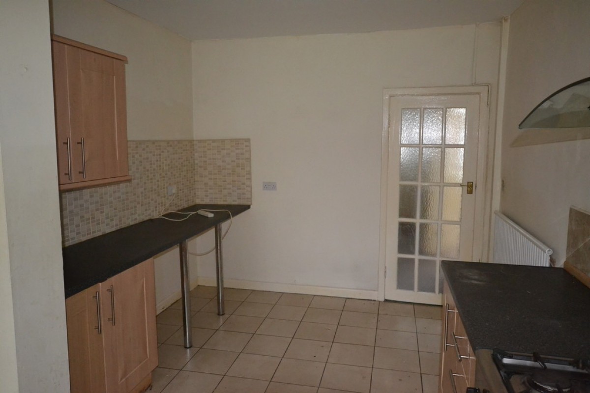 Dumbleton Avenue, Rowley Fields