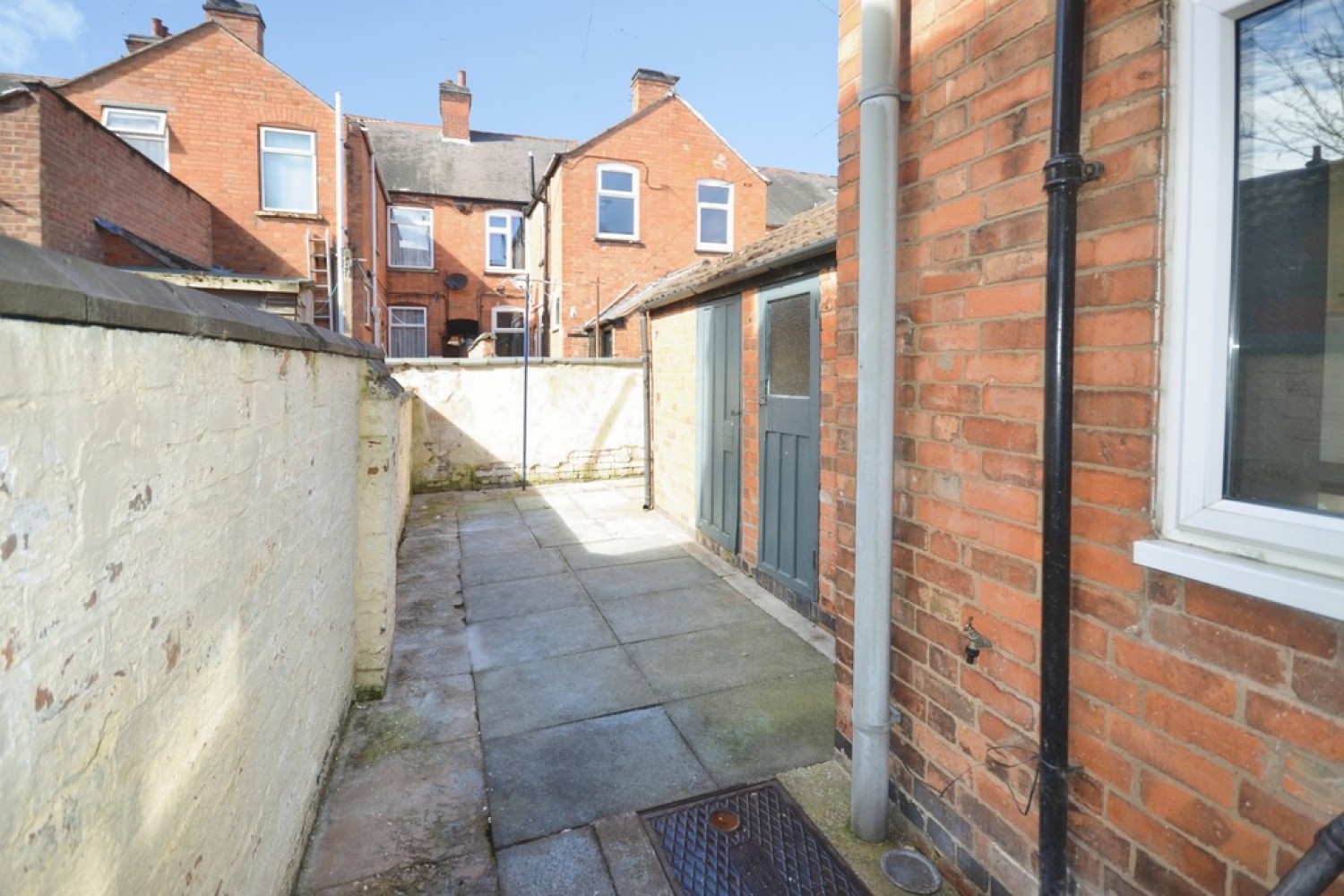 2 bedroom House for Letting Chartley Road,