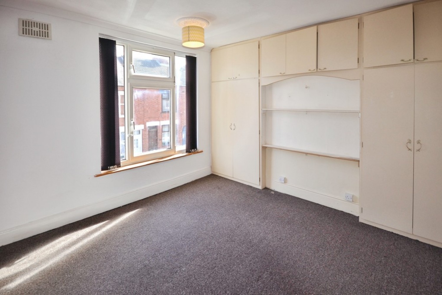 2 bedroom House for Letting Chartley Road,