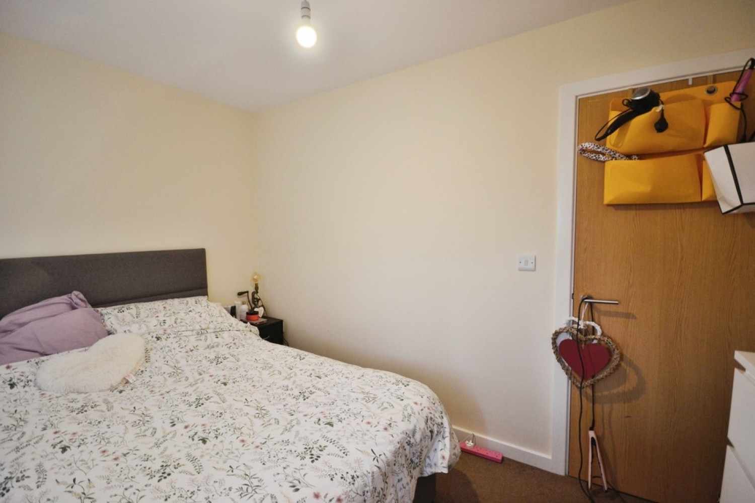 2 bedroom Flat for Letting Crecy Court, Lee Street