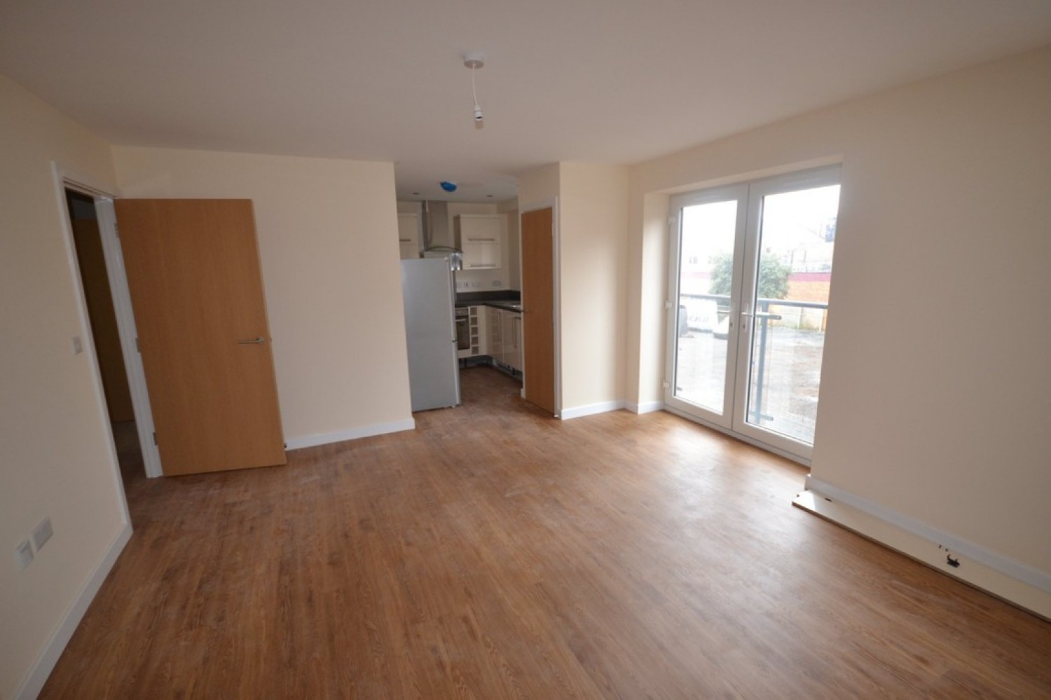 2 bedroom Flat for Letting Crecy Court, Lee Circle, Leicester