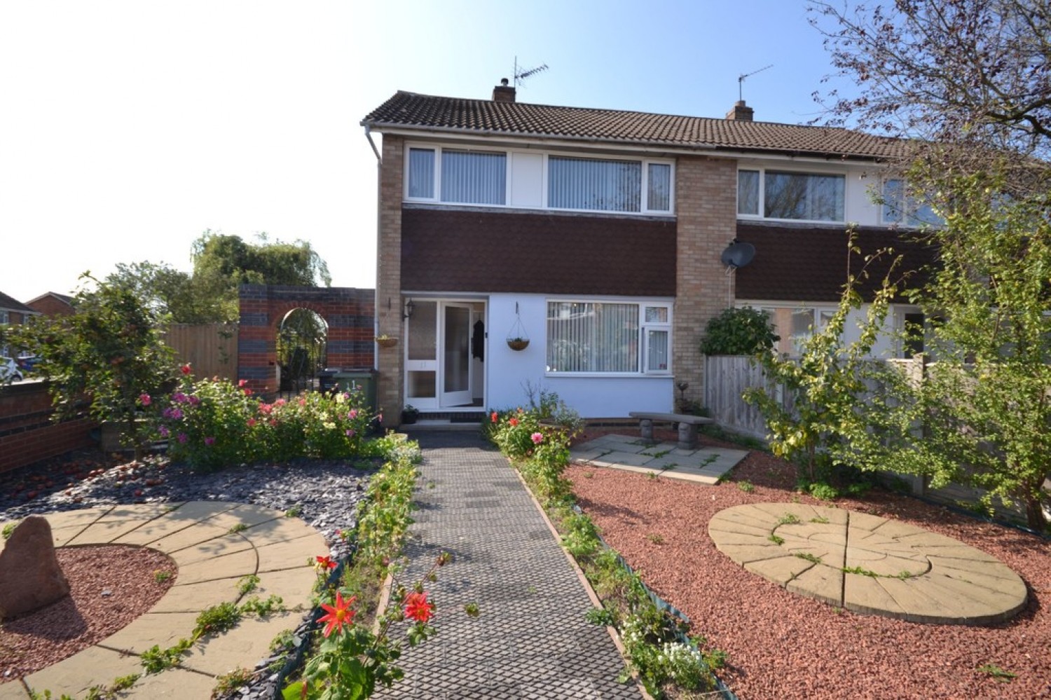 Tyringham Road, Wigston Meadows