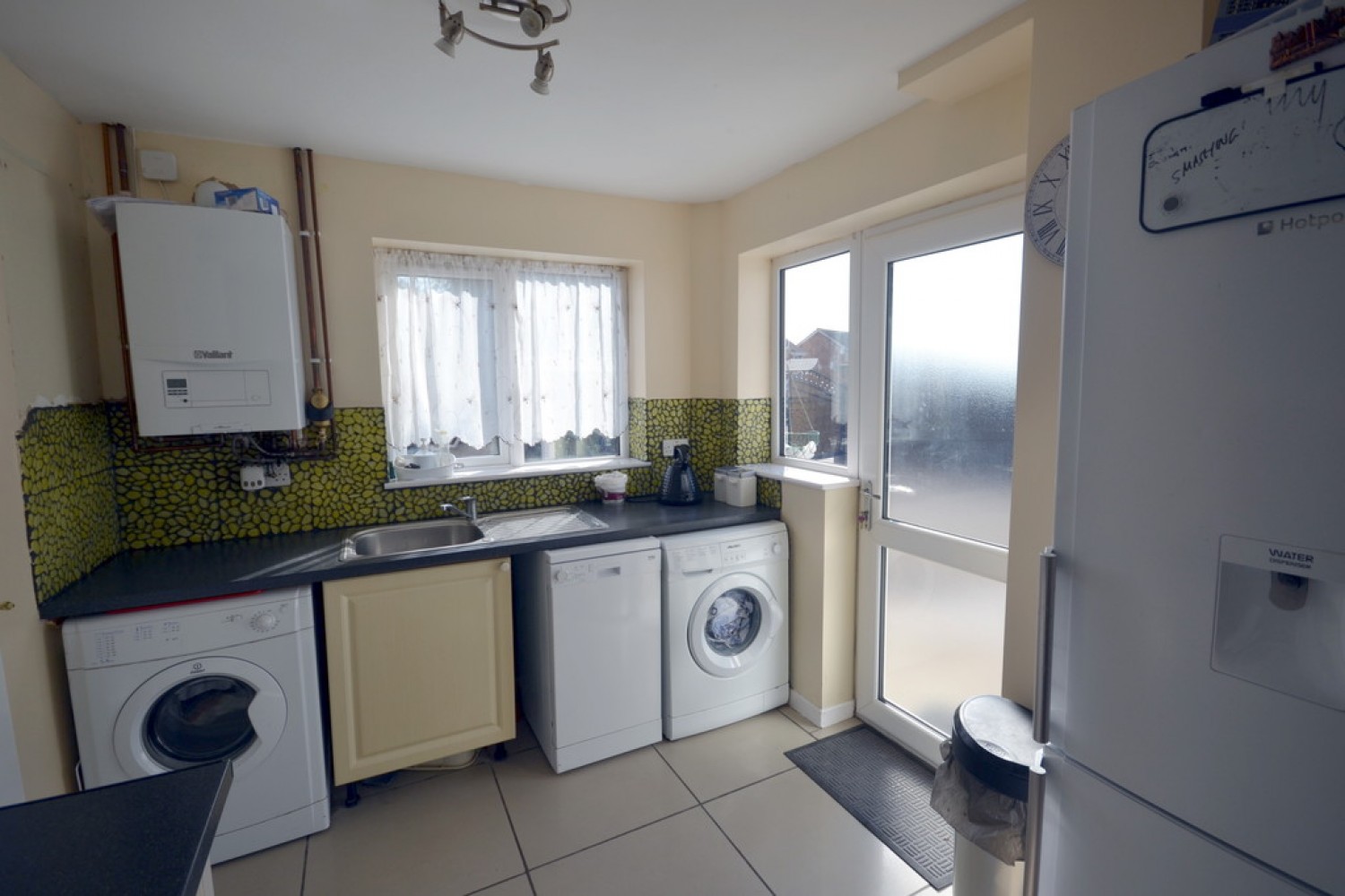 Tyringham Road, Wigston Meadows