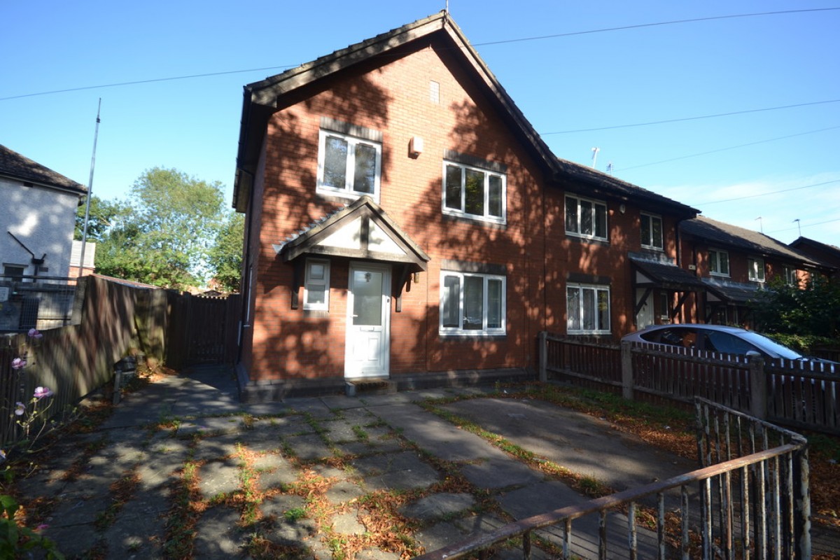 Hallam Cresent East, Leicester