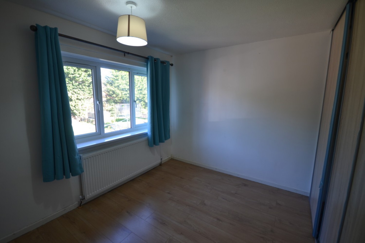 Hallam Cresent East, Leicester