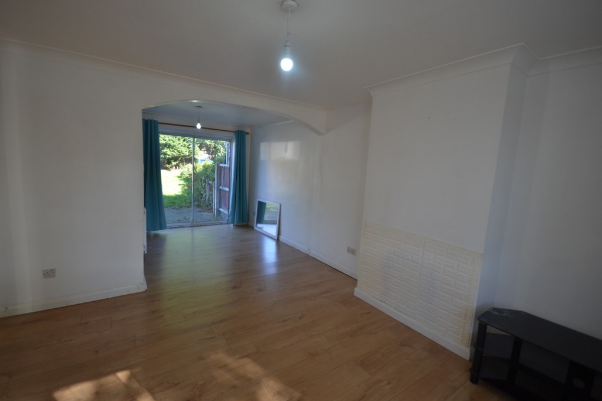Hallam Cresent East, Leicester