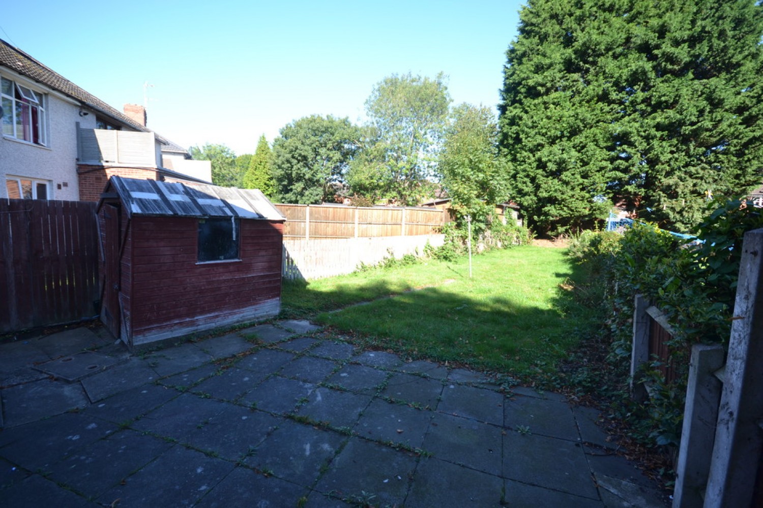 Hallam Cresent East, Leicester