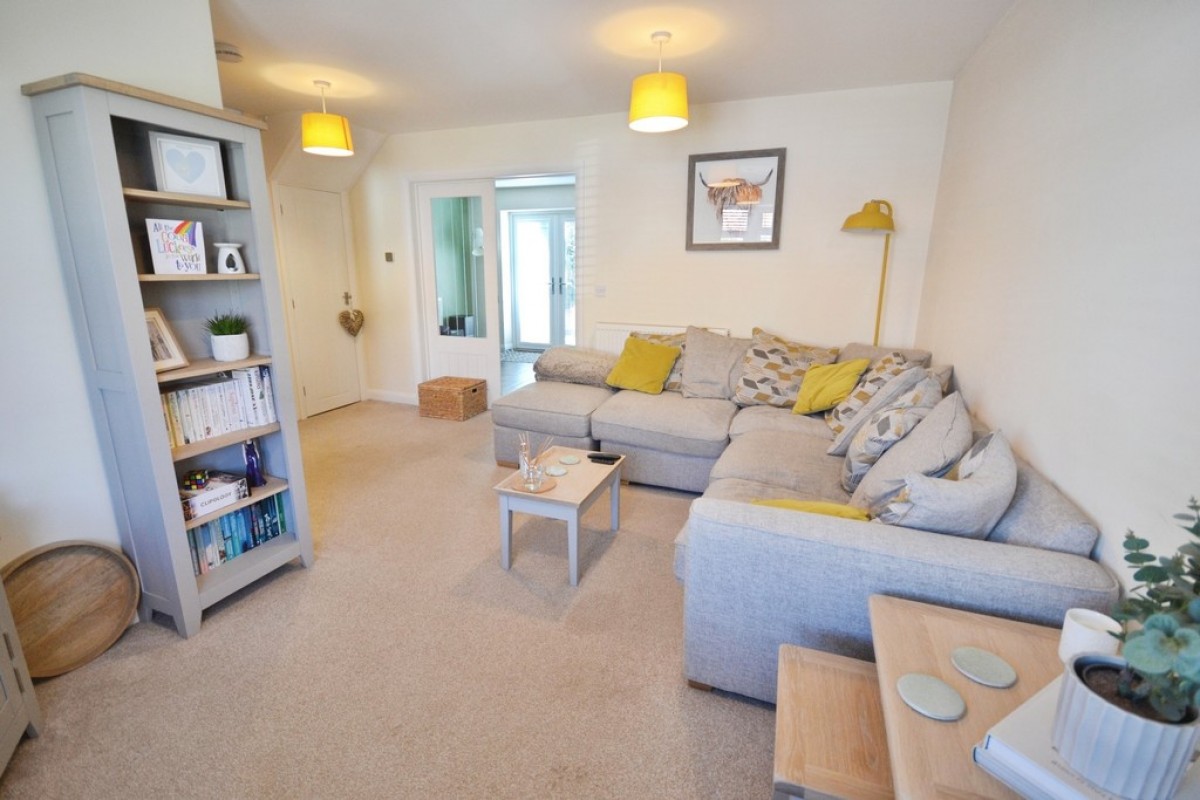 Hayes Gardens, Enderby, Leicester, LE19 4LW