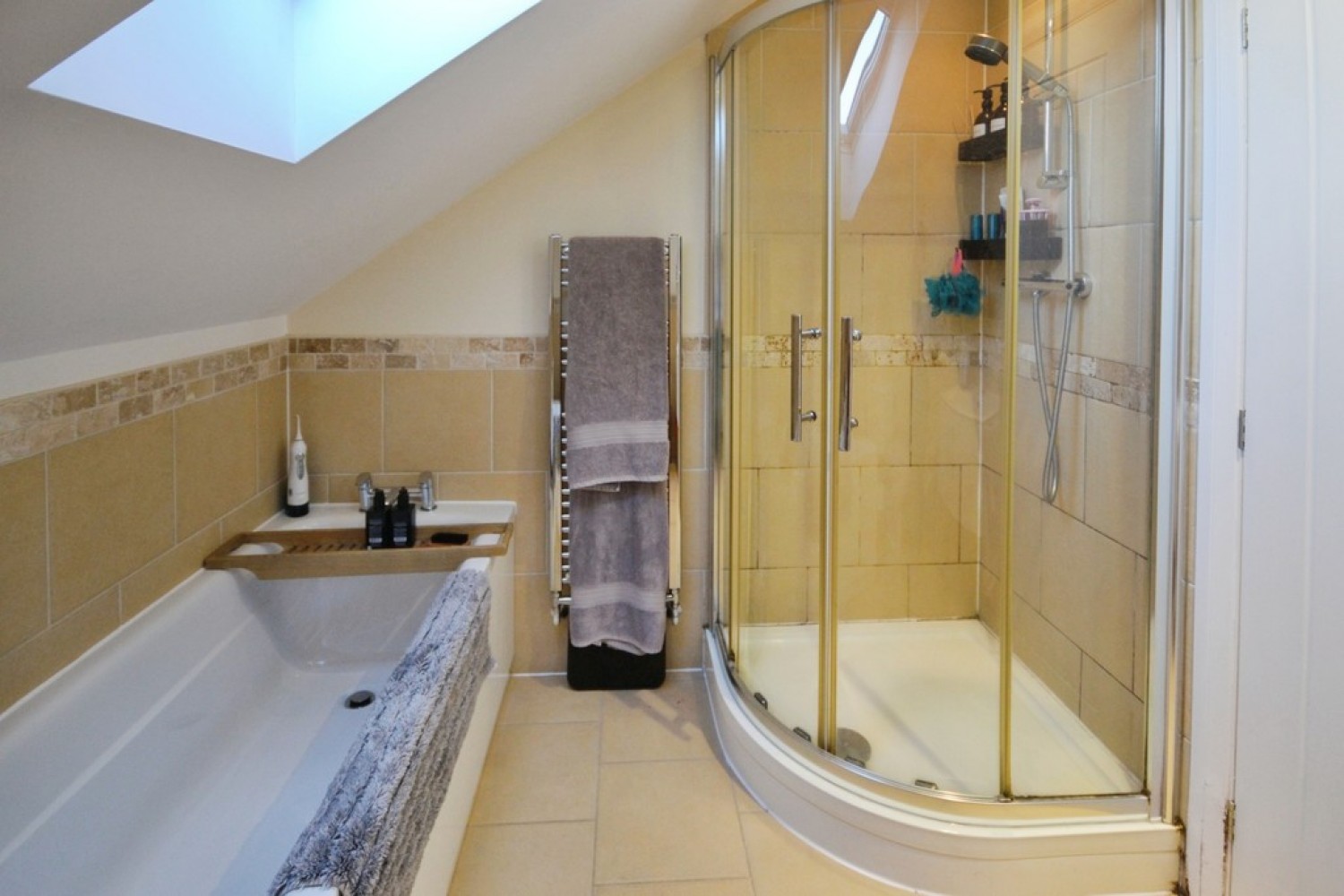 3 bedroom House for Letting Hayes Gardens, Enderby, Leicester, LE19 4LW