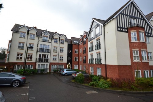 Hermitage Court, Oadby