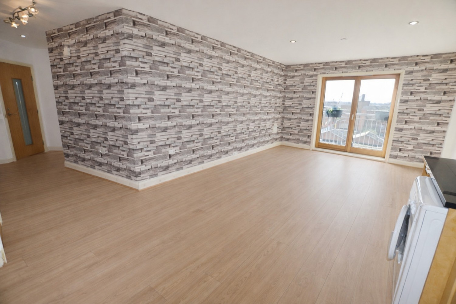 2 bedroom Flat for Letting 89 Burgess House