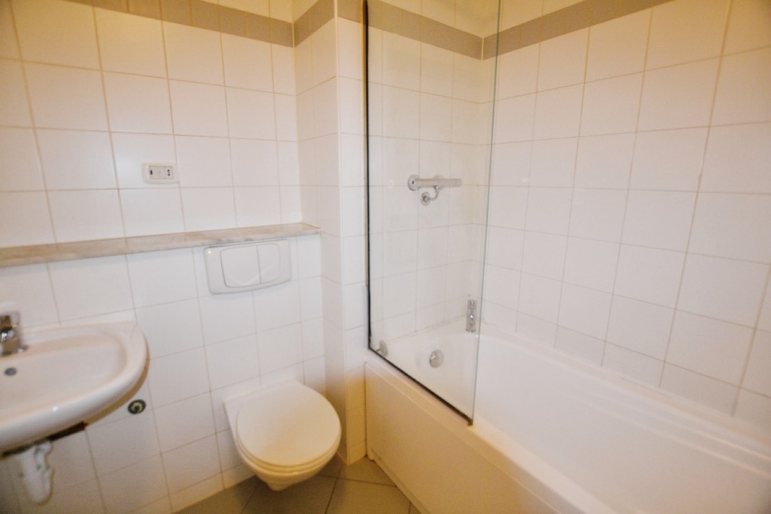 2 bedroom Flat for Letting 89 Burgess House