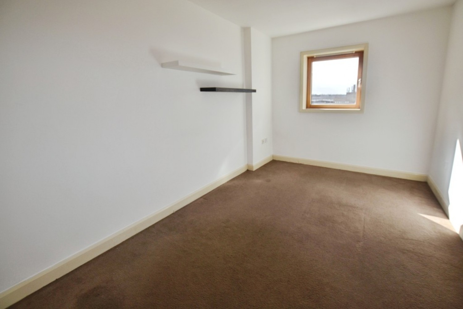2 bedroom Flat for Letting 89 Burgess House