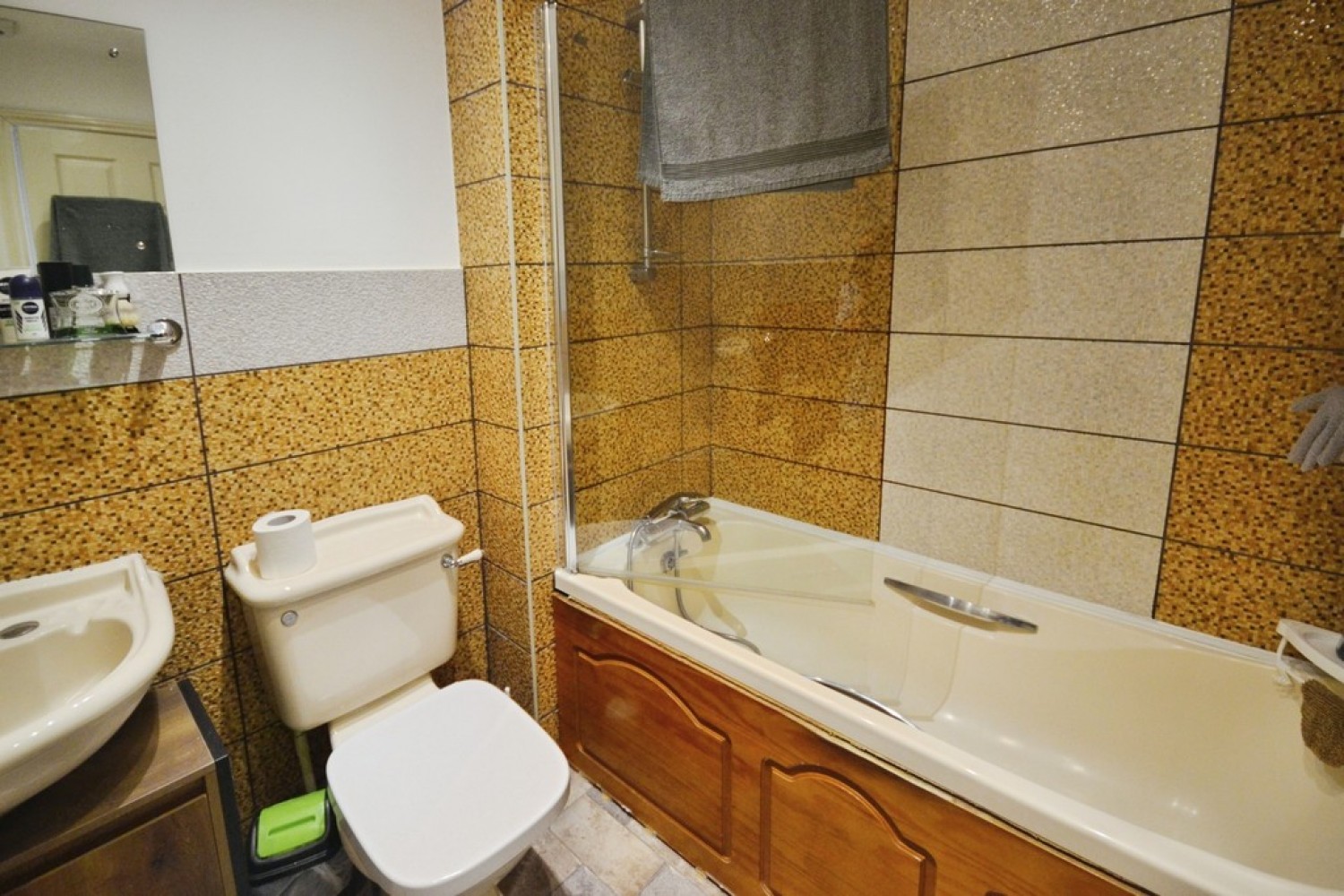 2 bedroom House for Letting Bromwich Close, Thorpe Astley, Leicester