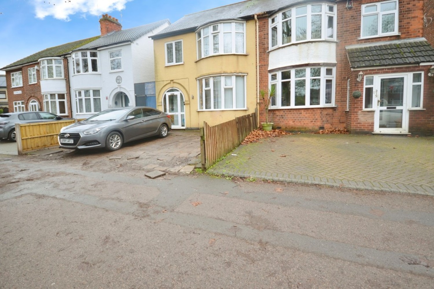 3 bedroom House for Letting Blackbird Road, Leicester