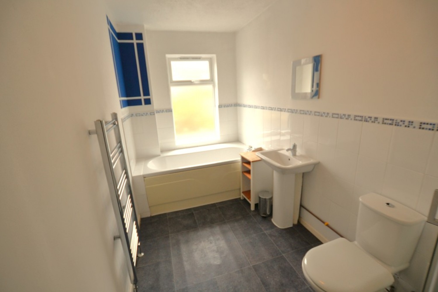 2 bedroom House in Lambert Road, Leicester