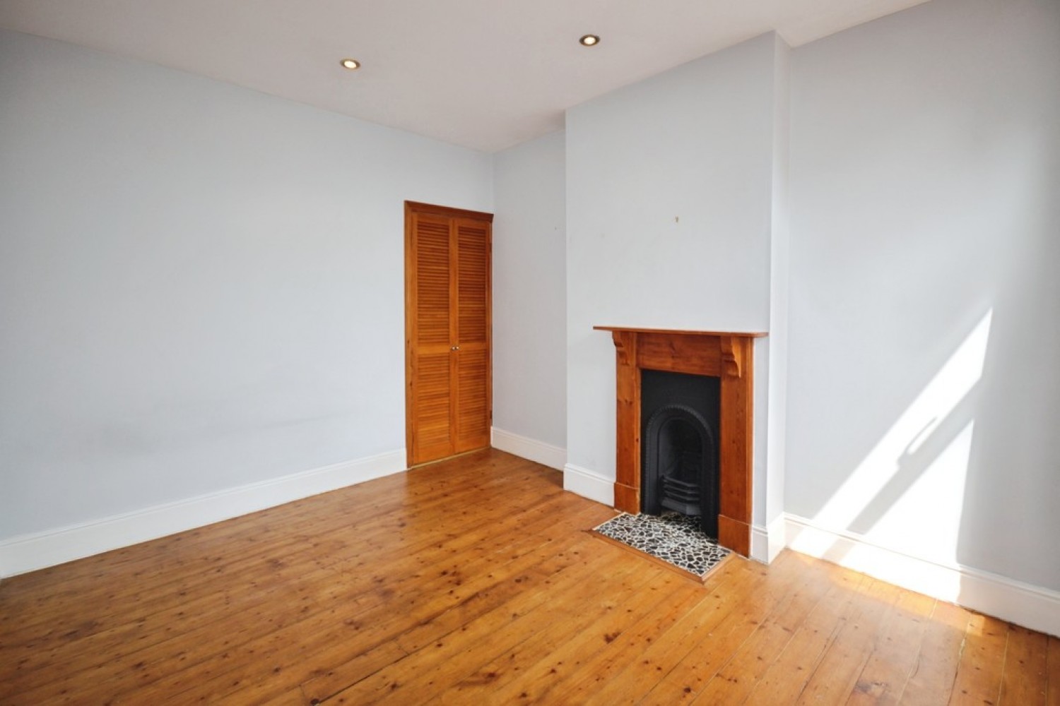 2 bedroom House for Letting Lambert Road, Leicester, Leicestershire