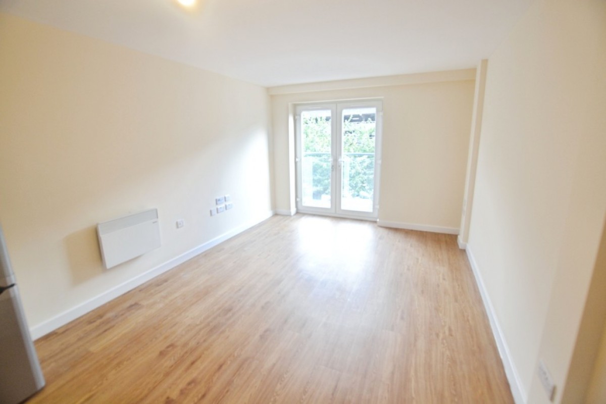 Crecy Court, Lee Circle, Leicester