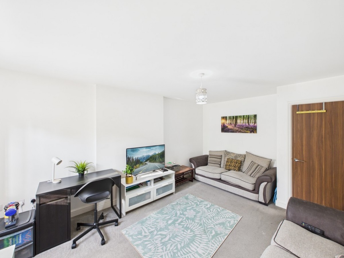 Wolsey Island Way, Leicester