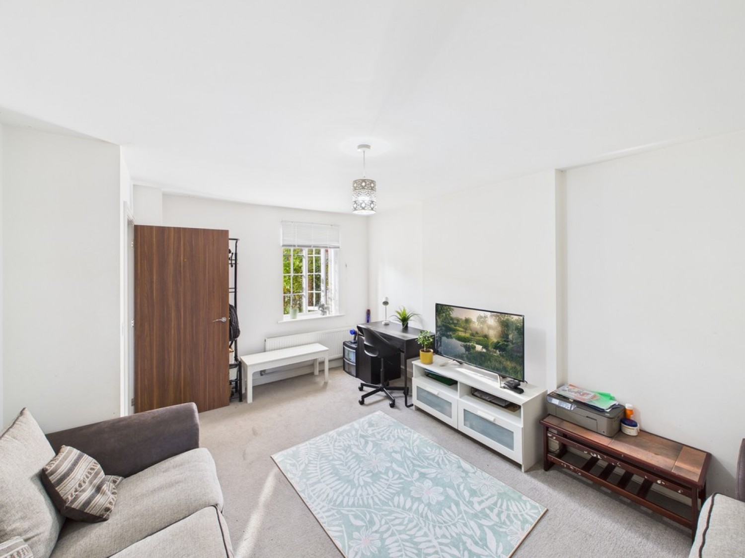 Wolsey Island Way, Leicester