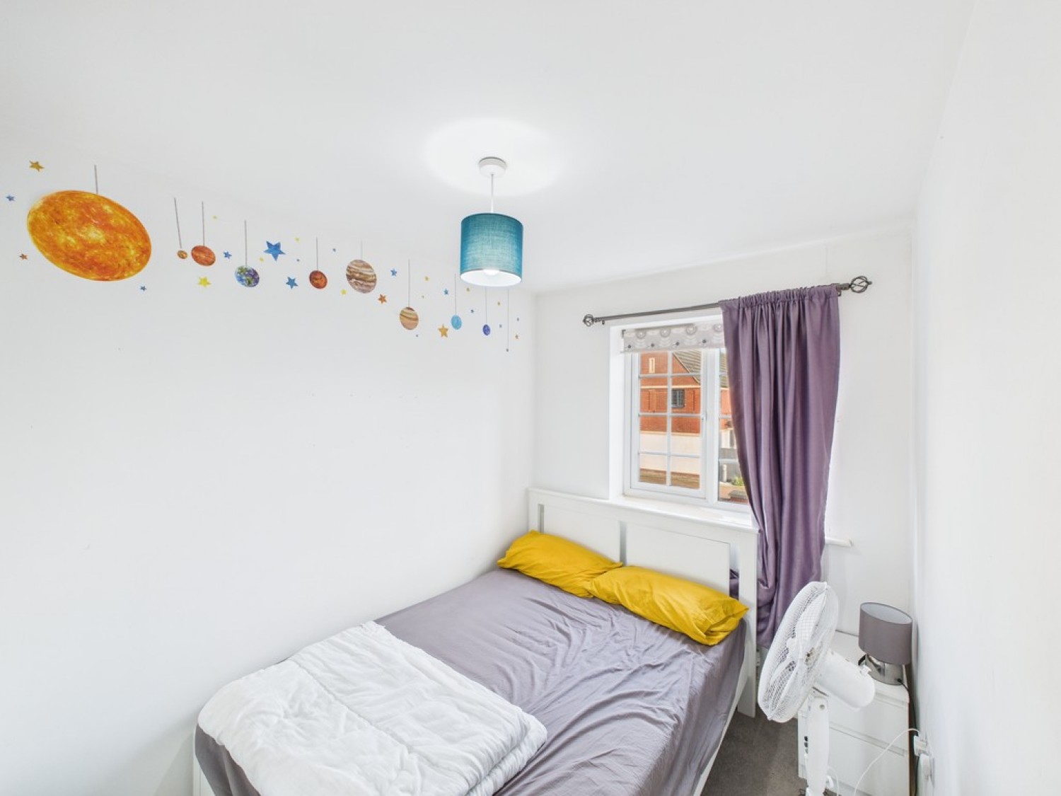 Wolsey Island Way, Leicester