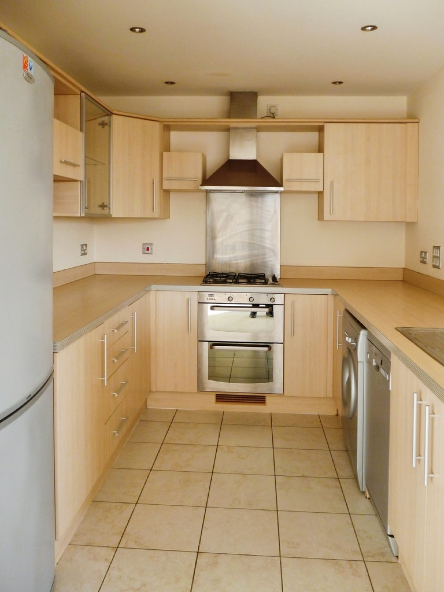 2 bedroom Flat for Sale Watkin Road, Freemans Meadow