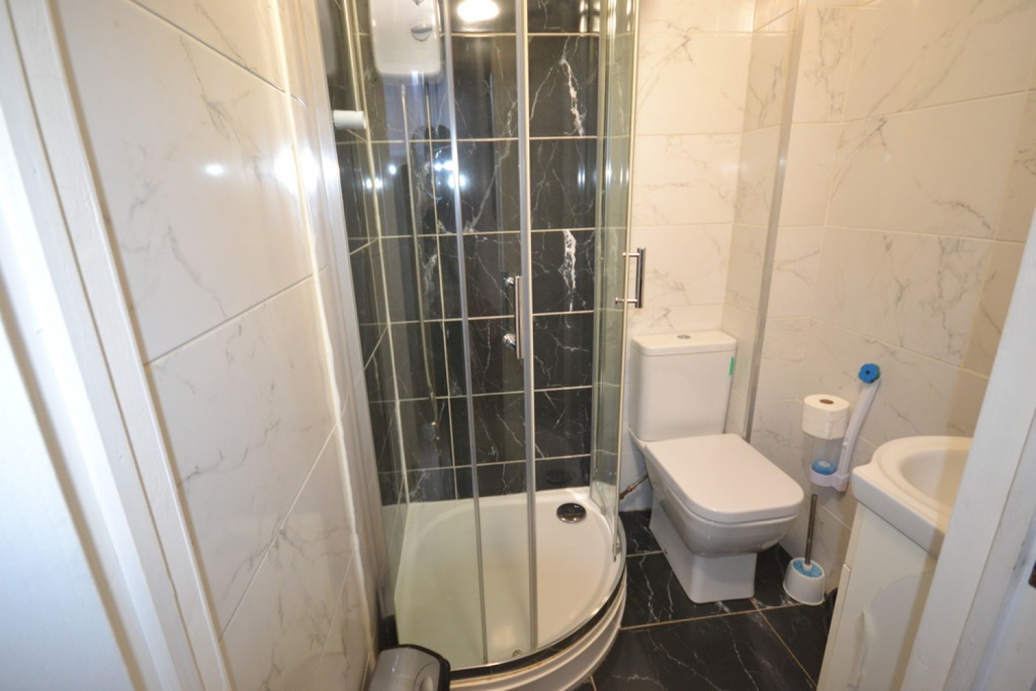 Ashleigh Road , Leicester