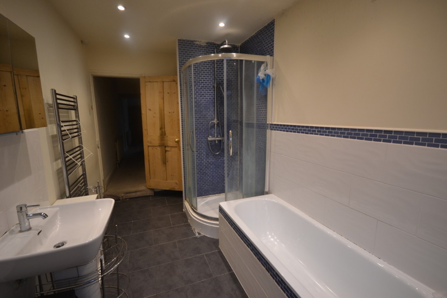 2 bedroom House in Avenue Road Extension , Clarendon Park, Leicester