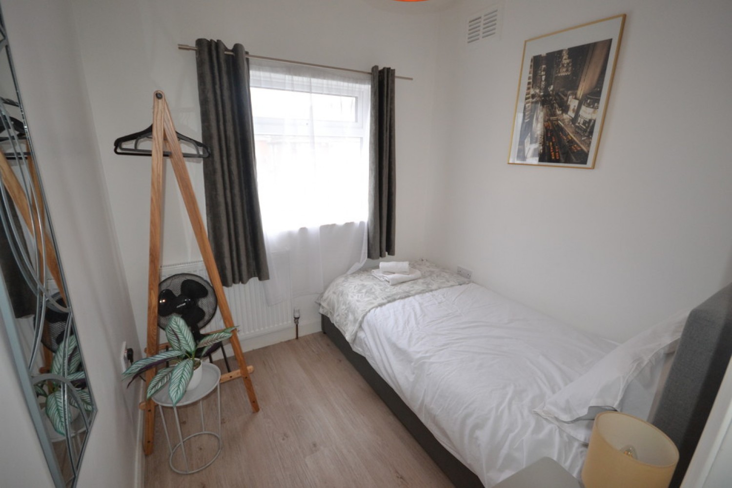 3 bedroom House in Wavertree Drive, Rushey Mead, Leicester