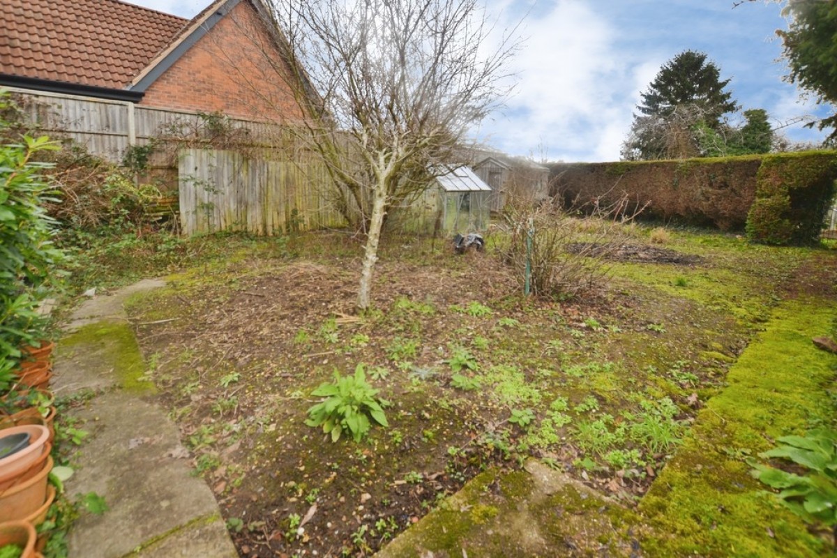 Dumbleton Avenue, Leicester, Leicestershire