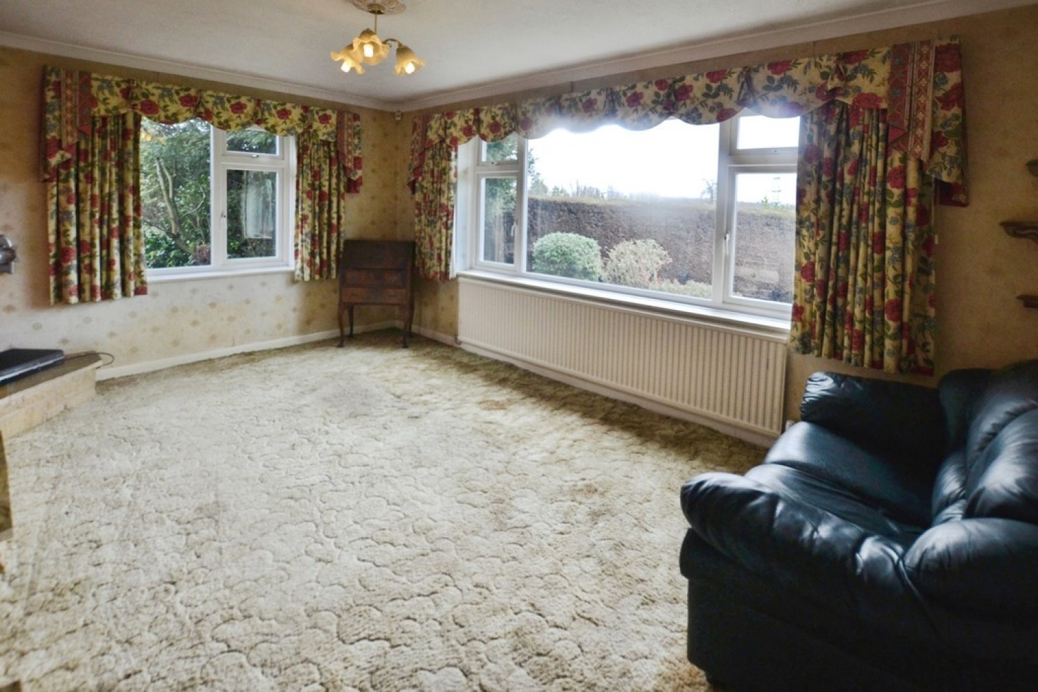 3 bedroom Bungalow for Sale Dumbleton Avenue, Leicester, Leicestershire