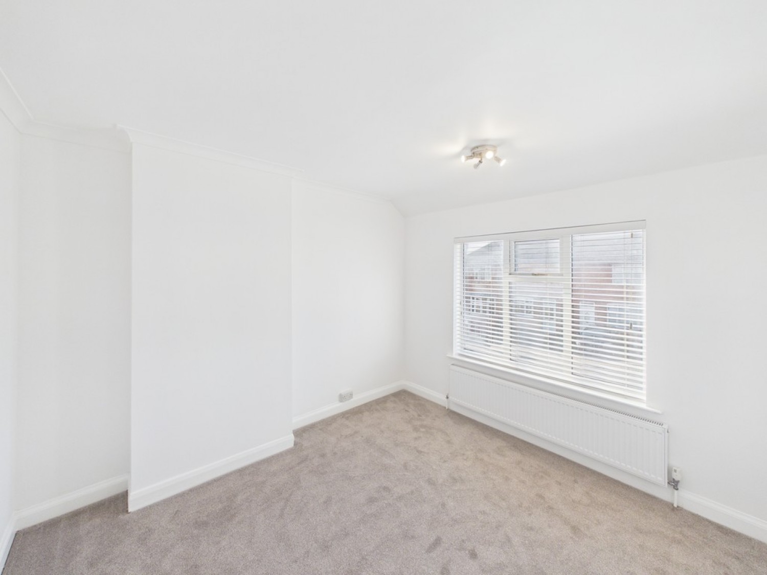 2 bedroom House for Sale Jean Drive , Leicester