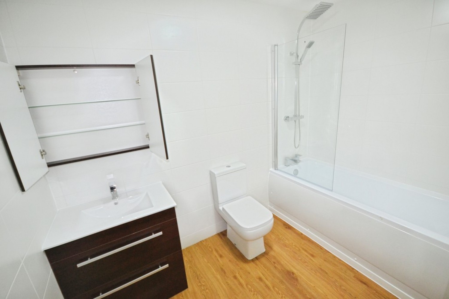 2 bedroom Flat for Sale Leicester, Leicestershire