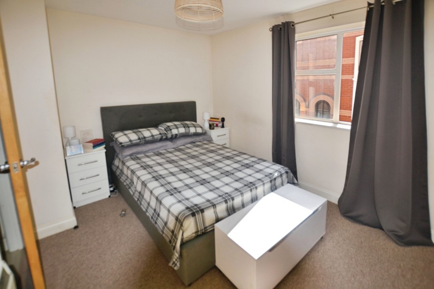 1 bedroom Flat for Sale Minster Court, Lower Brown Street