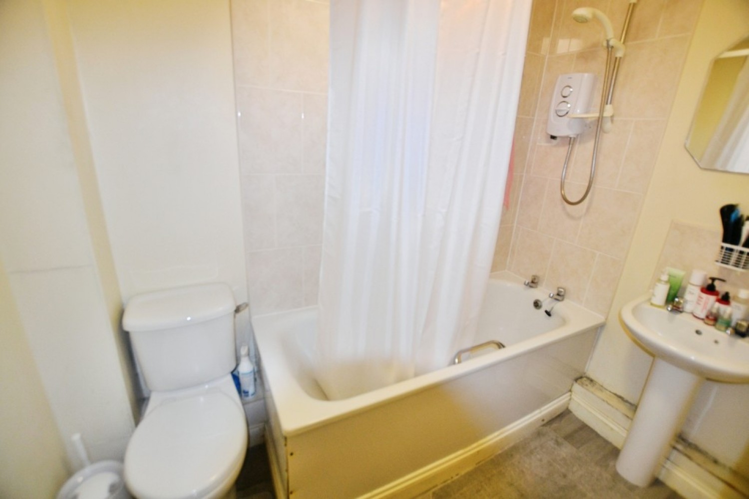 1 bedroom Flat for Sale Minster Court, Lower Brown Street