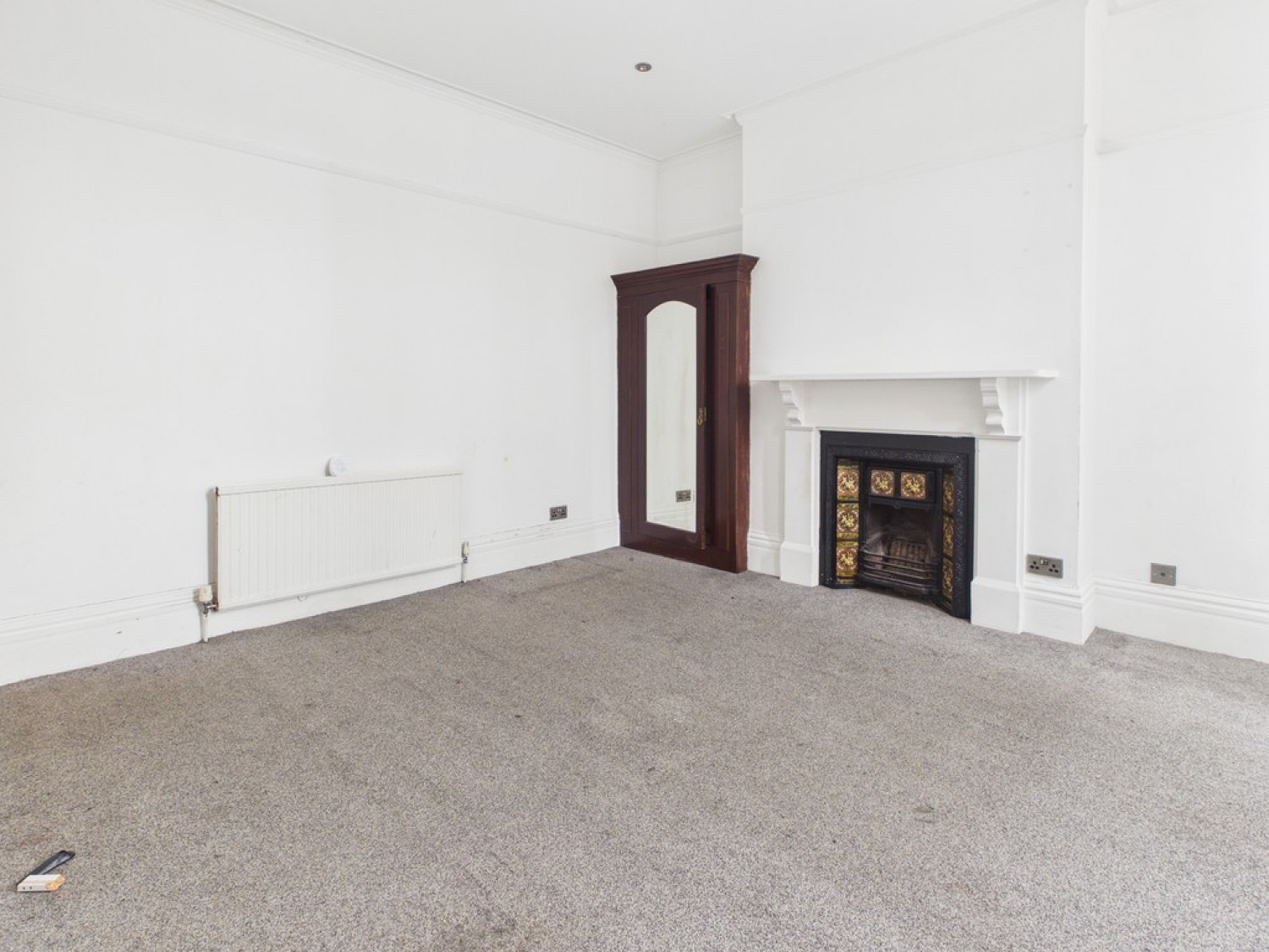 6 bedroom House for Sale Ashleigh Road, Leicester